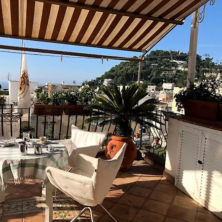 Borgo Antico Di * Капри