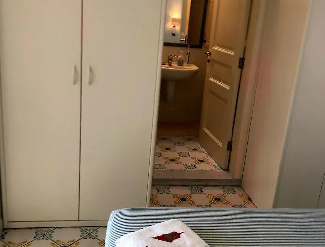 Borgo Antico Di * Κάπρι